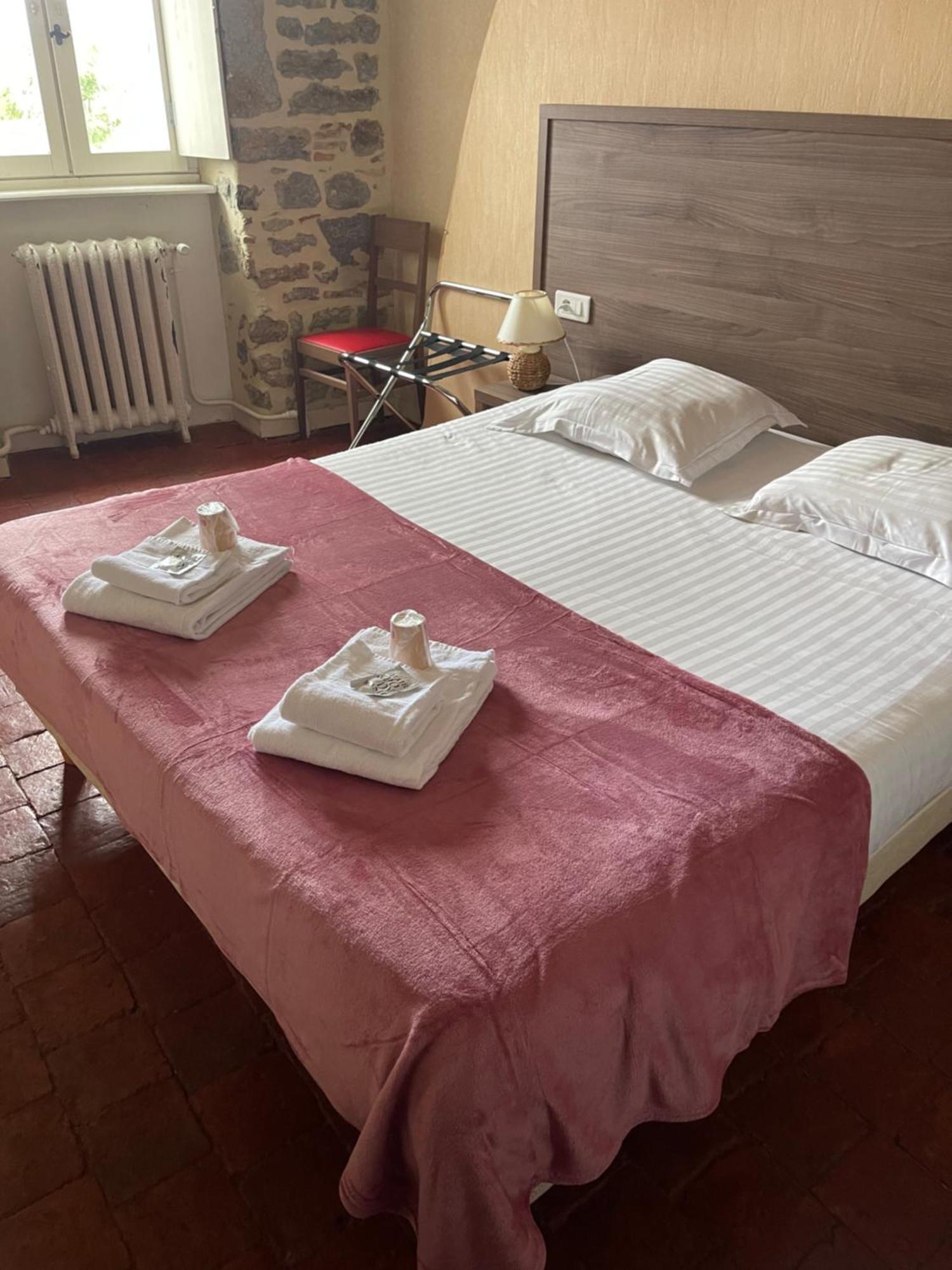 Hotel Du Commerce Semur-en-Auxois Eksteriør billede