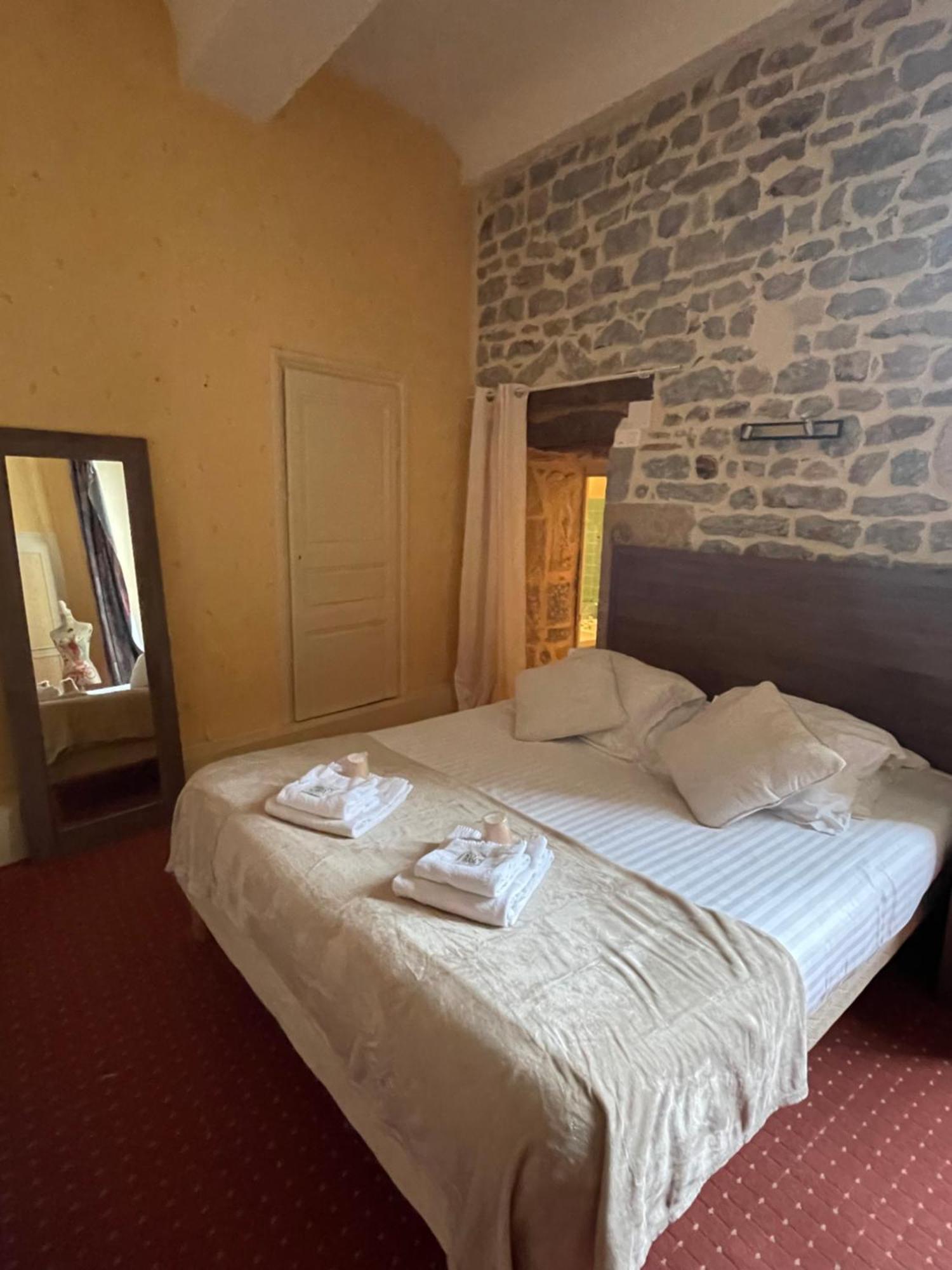 Hotel Du Commerce Semur-en-Auxois Eksteriør billede
